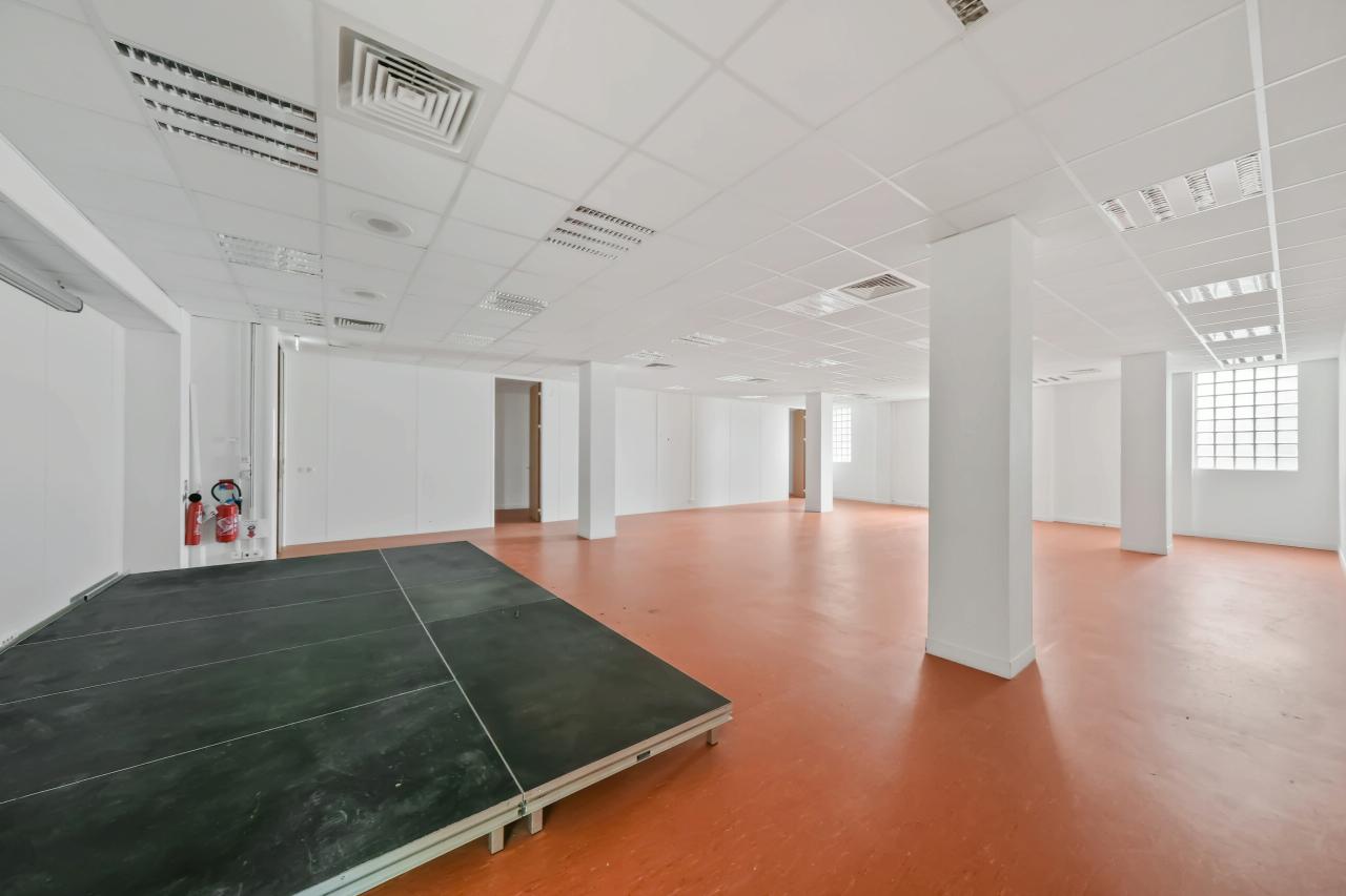 Bureau Paris 602m² Location bureau Paris OLBUR2423588 13